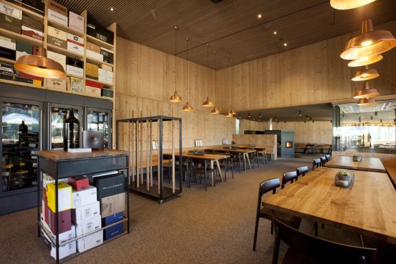 Restaurant Frööd Innen  Restaurant Frööd Innen