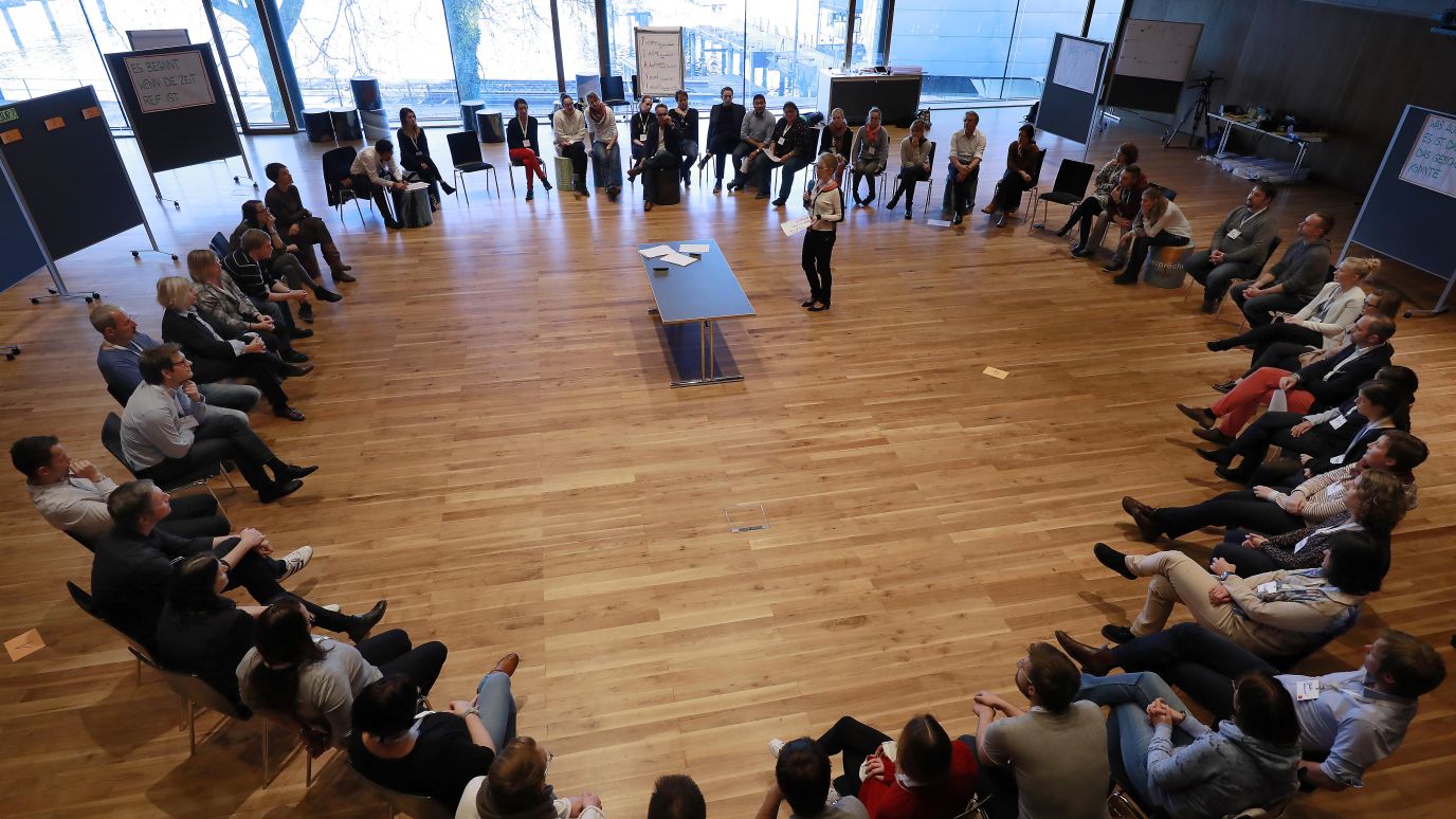 Stuhlkreis beim micelab:experts im Festspielhaus Bregenz