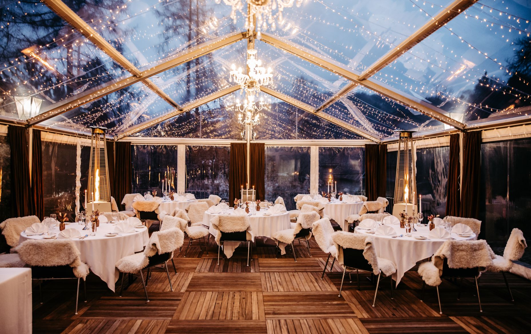 Burgrestaurant Gebhardsberg Winterpavillon  Burgrestaurant Gebhardsberg Winterpavillon