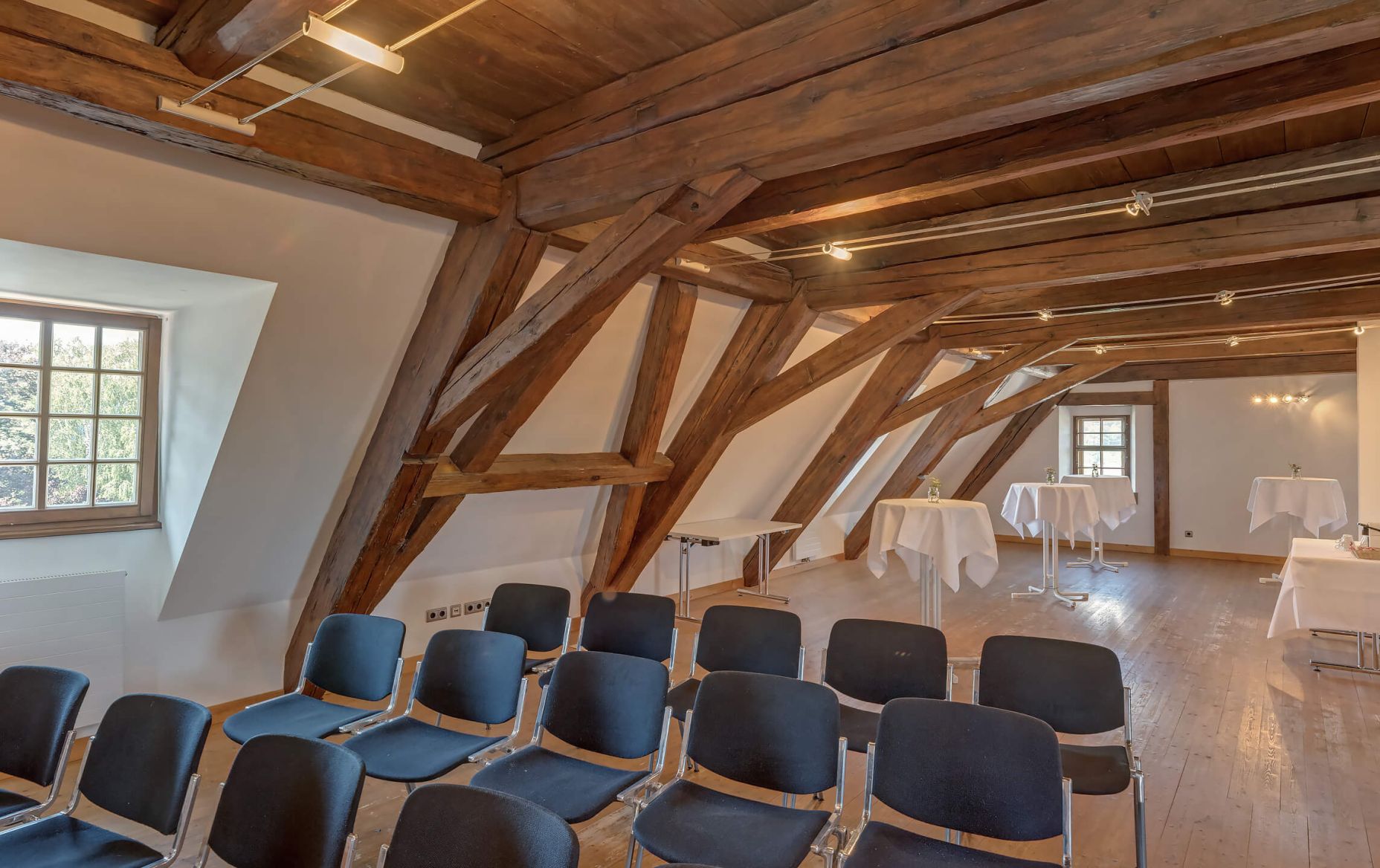 Junker Jonas Schlössle Dachgeschoss 