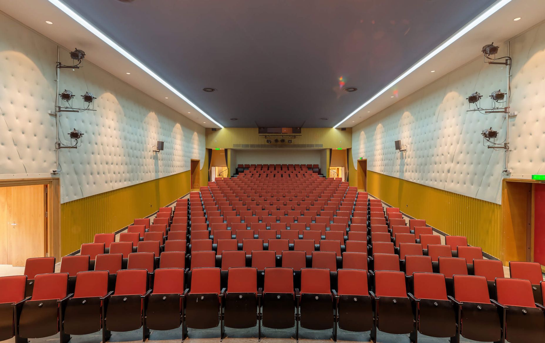 Kulturbühne Ambach Vereinshaussaal 