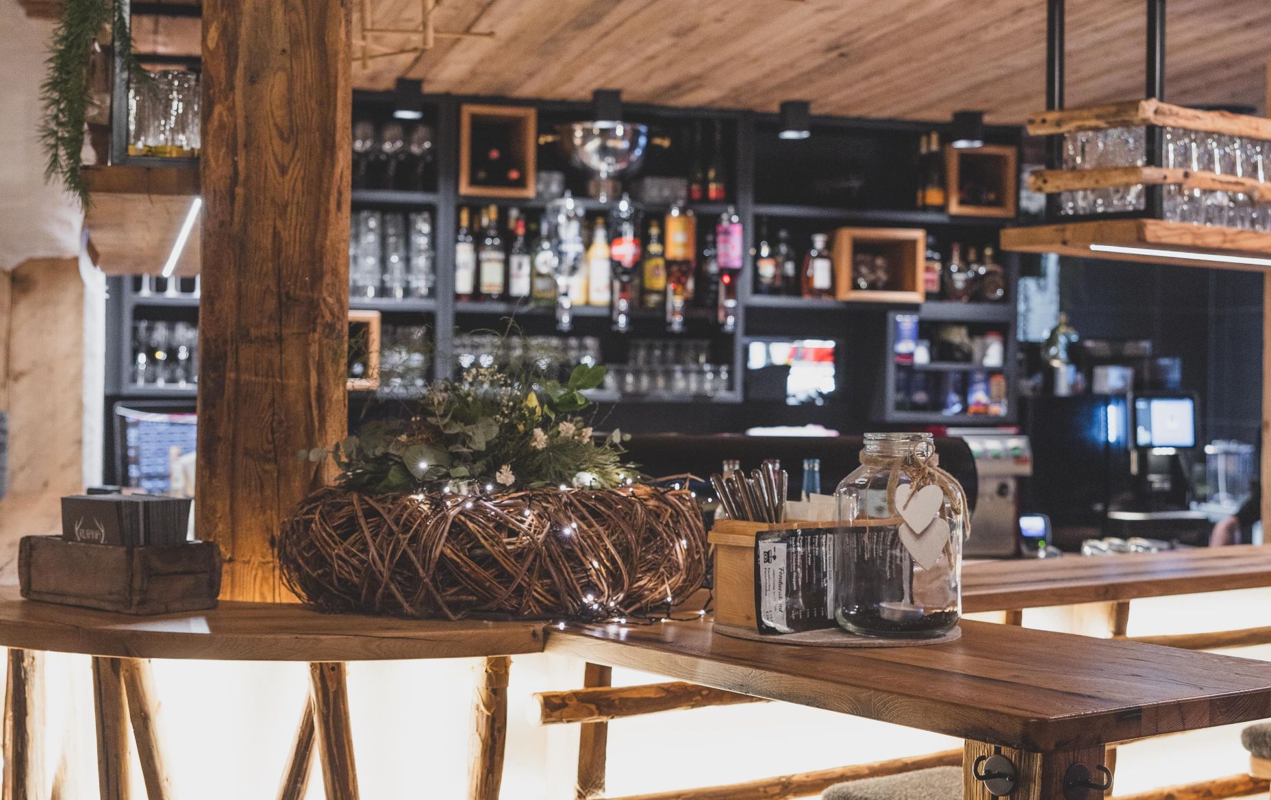 bar-rufana-alp-eventlocation-buerserberg-c-magma-oesterreich-werbung