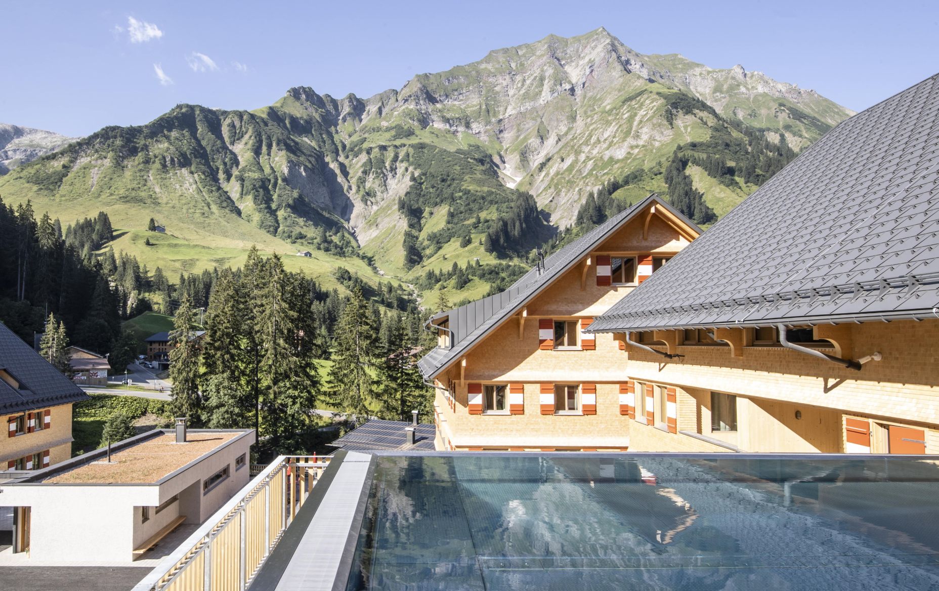 Pool im Berghaus Schröcken