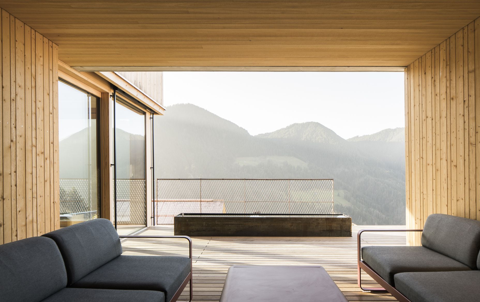 Outdoor Aufenthaltsraum, Seminarhaus Bergfrieden in Laterns