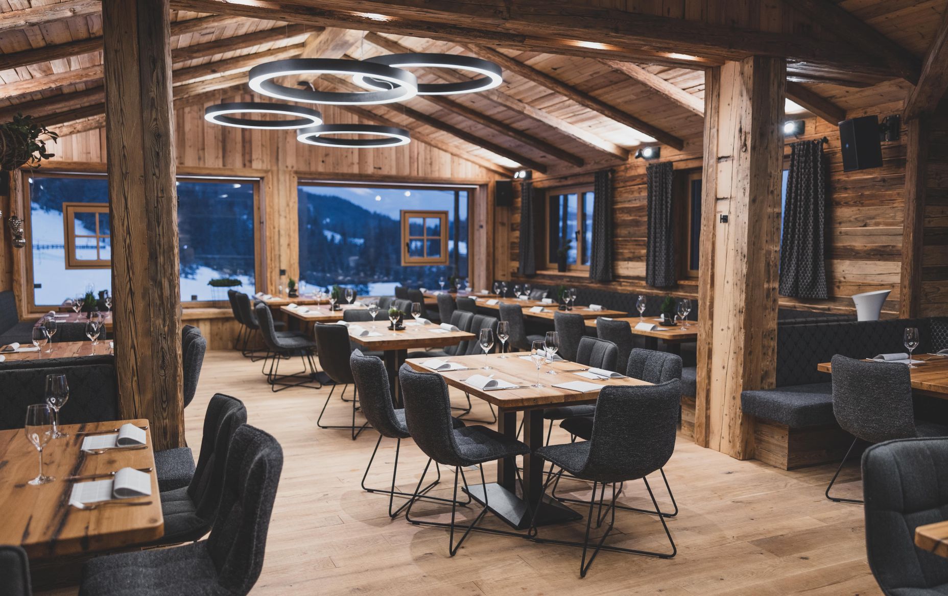 restaurant-eventlocation-rufana-alp-c-magma-oesterreich-werbung restaurant-eventlocation-rufana-alp-c-magma-oesterreich-werbung