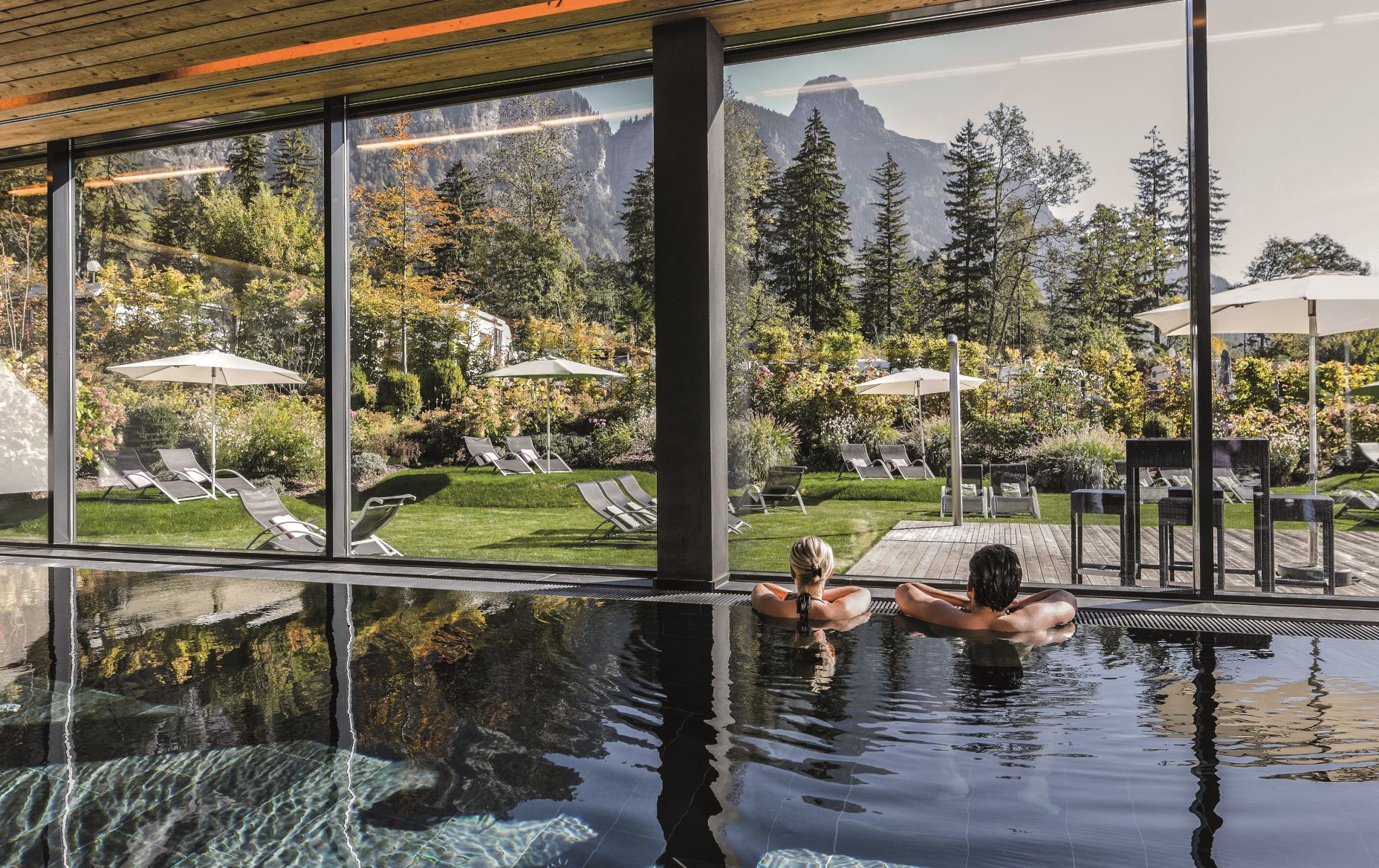 Traube Braz Hallenbad mit Panoramablick  Traube Braz Hallenbad mit Panoramablick