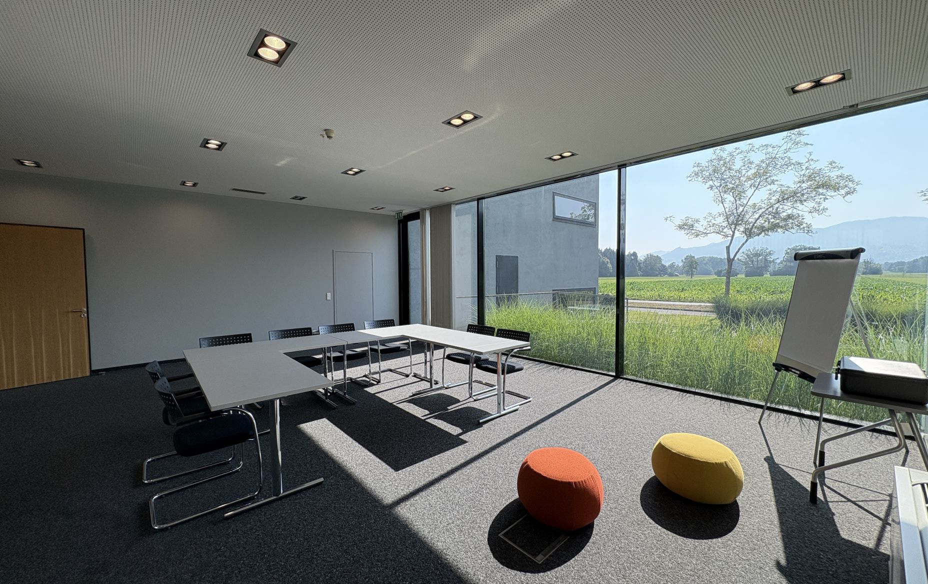Competence Center Rheintal Seminarraum bestuhlt Competence Center Rheintal Seminarraum bestuhlt