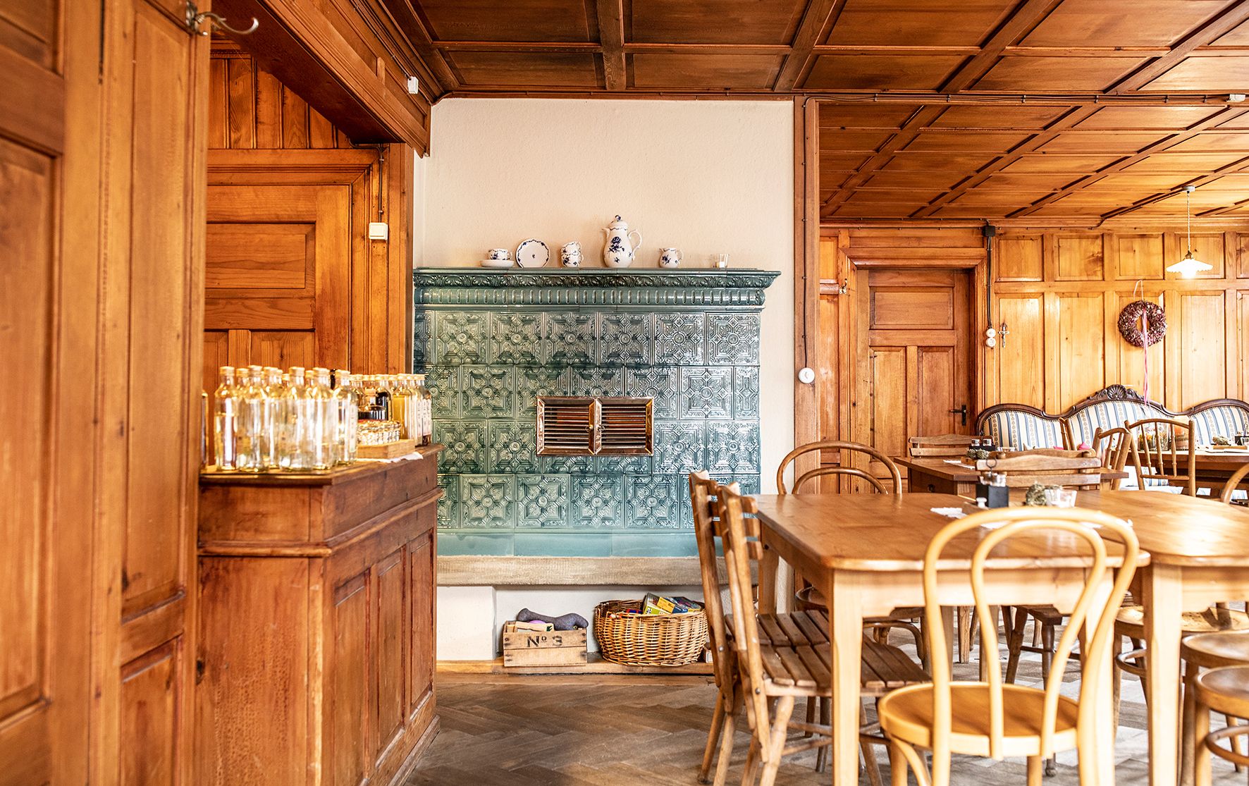 Stube in der Bergbrennerei & Gasthaus Löwen