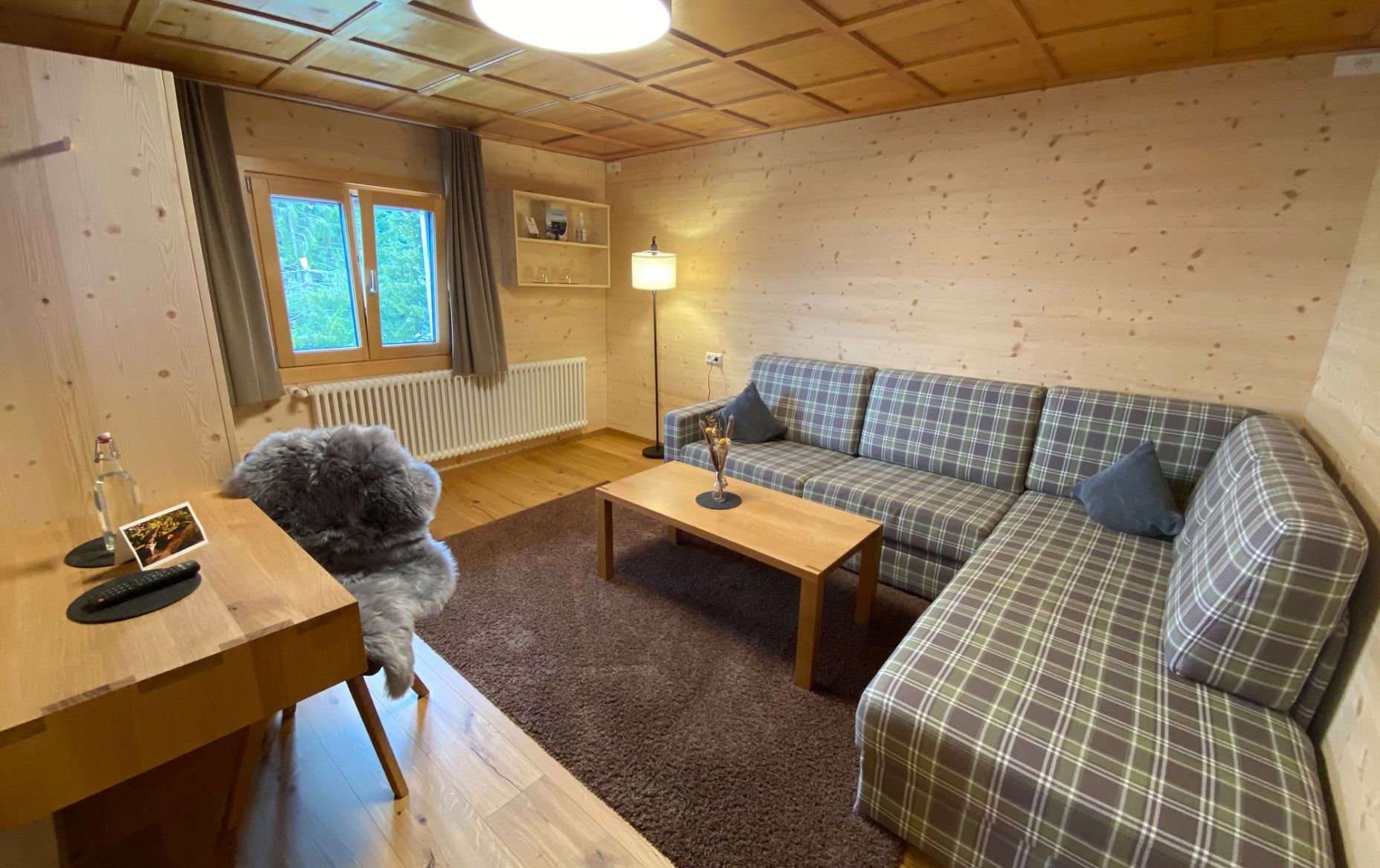 Familienzimmer_Panoramablick_221_Panoramagasthof_Kristberg_Jasmin_Zudrell (10)