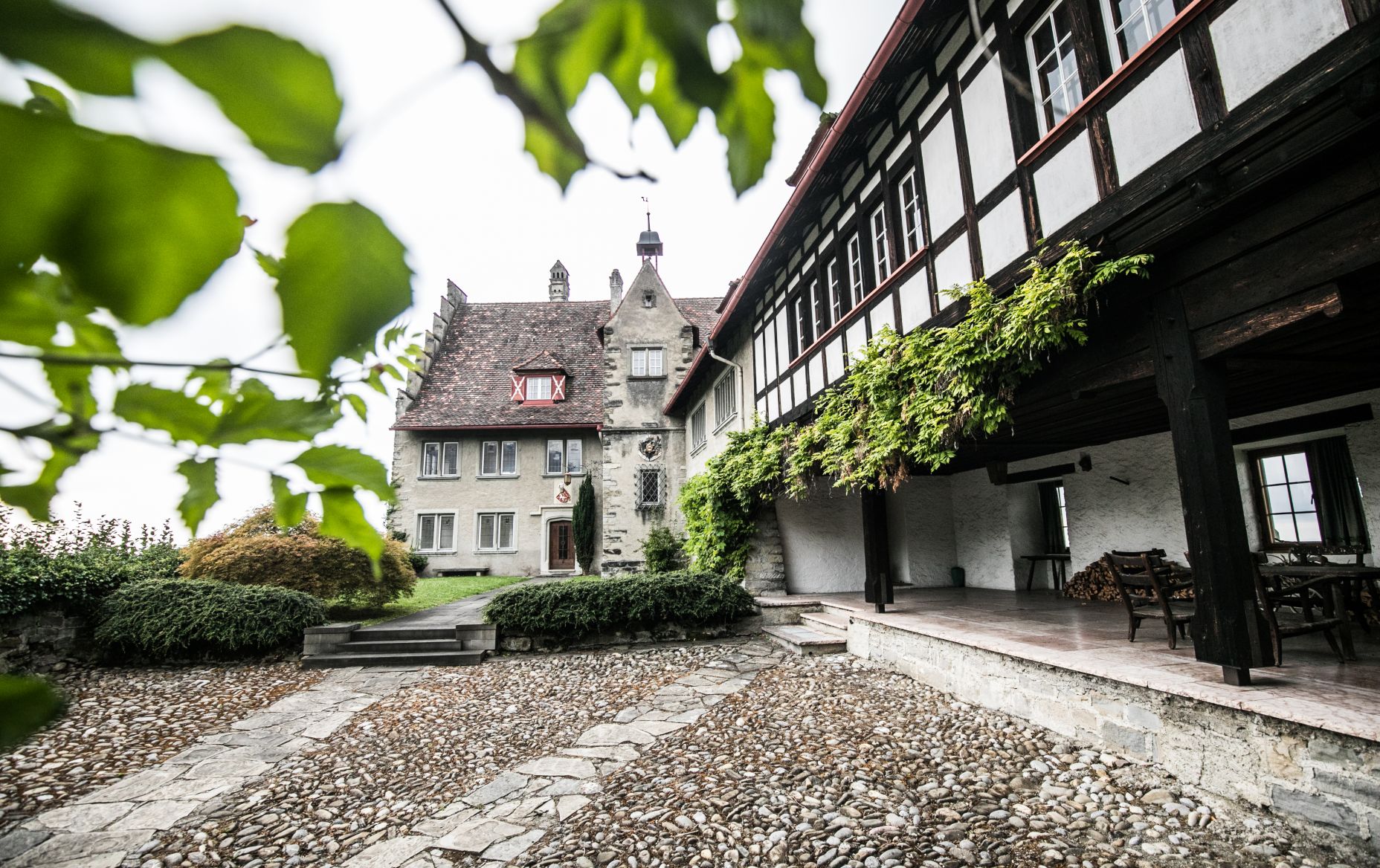 Schloss Wolfurt Innenhof  Schloss Wolfurt Innenhof