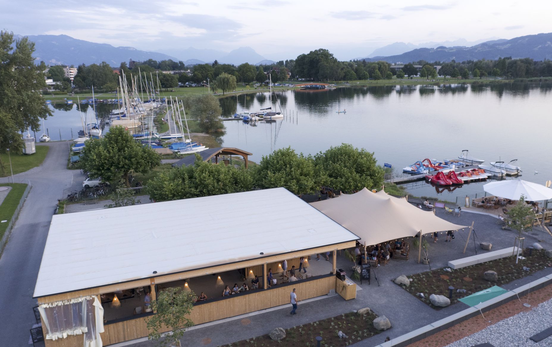 Heaven7 Strandhaus Hard am Bodensee 