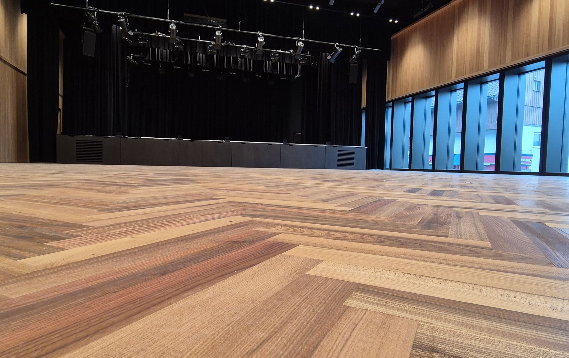 Saal Studa Saal Studa