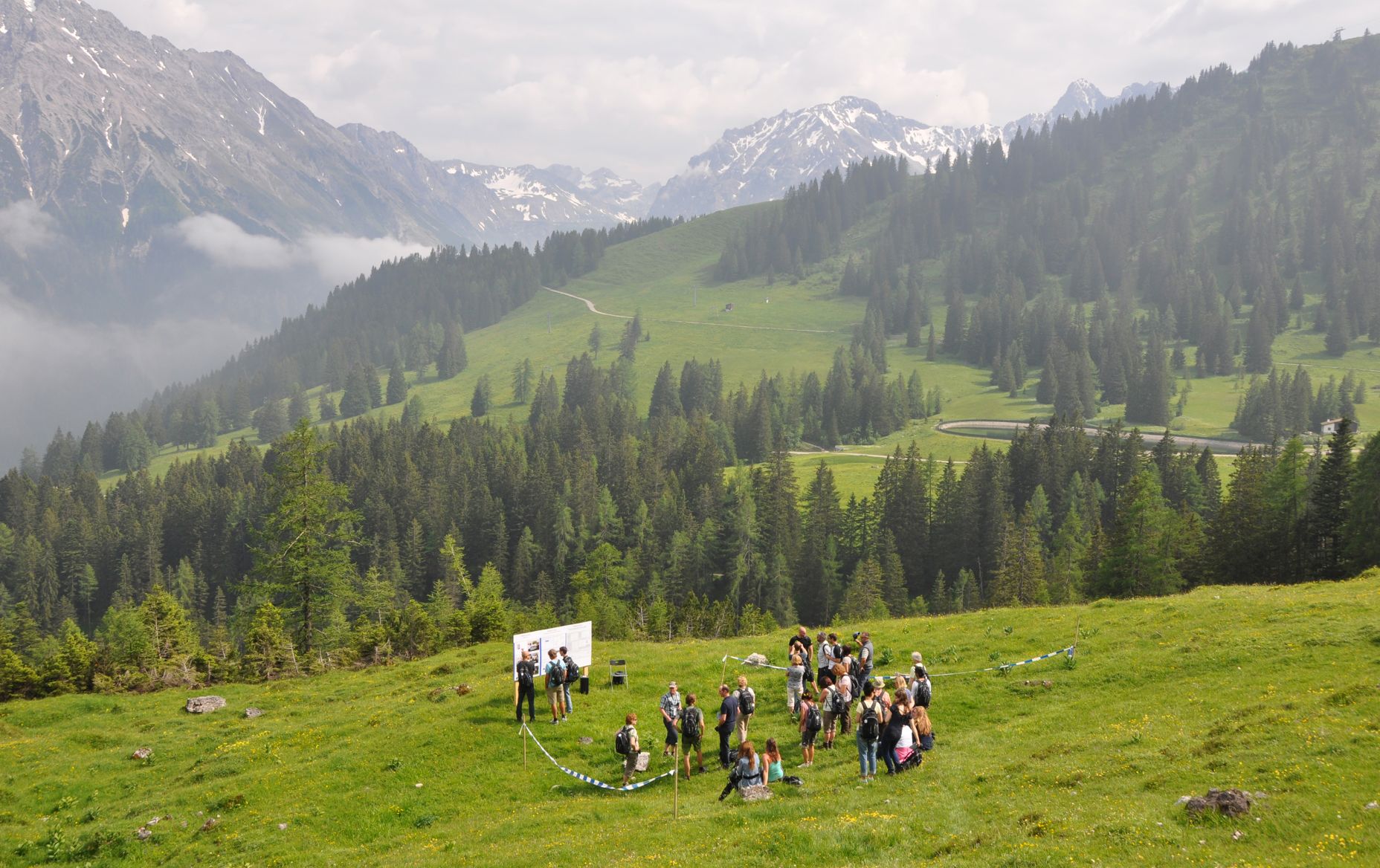 xnet Workshop im Freien in Brand