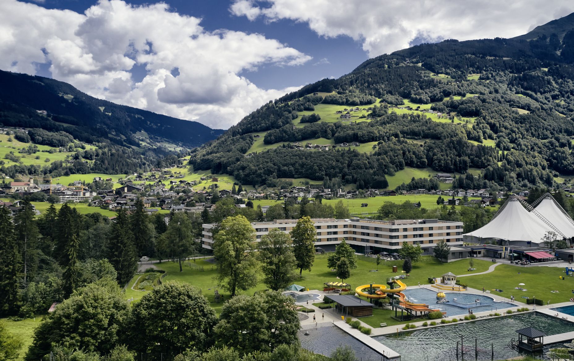 Aussenansicht Seminarhotel TUI BLUE Montafon Aussenansicht Seminarhotel TUI BLUE Montafon