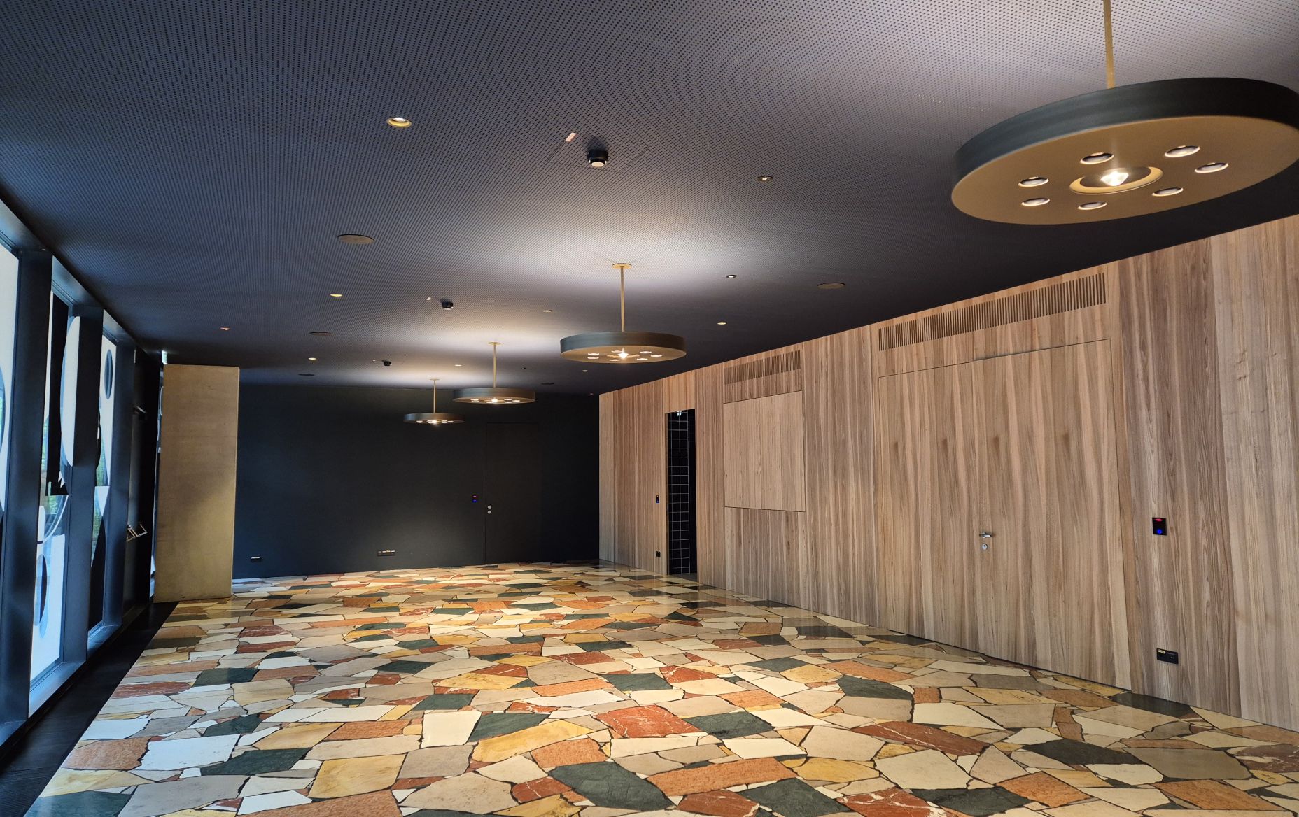 Saal Studa  Saal Studa