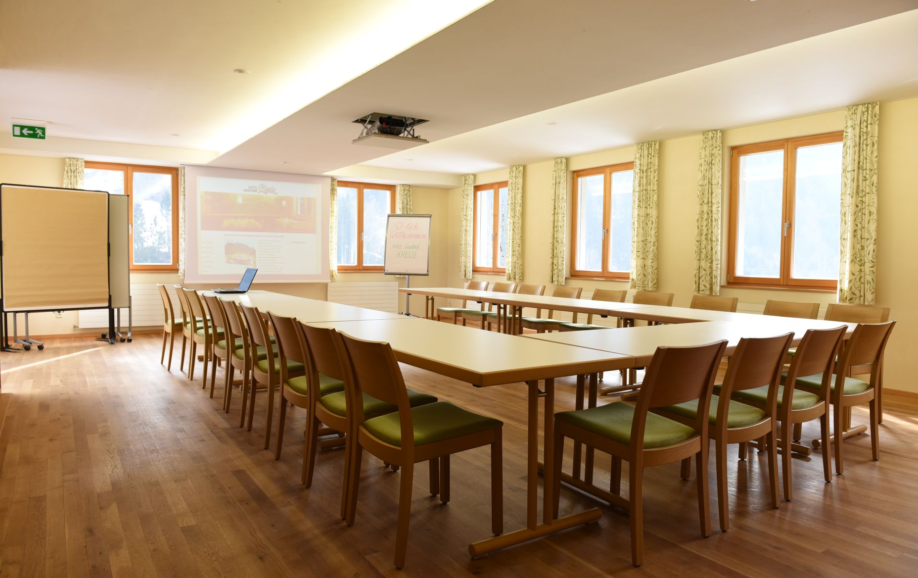 Seminarraum Gasthof Kreuz, Sonntag