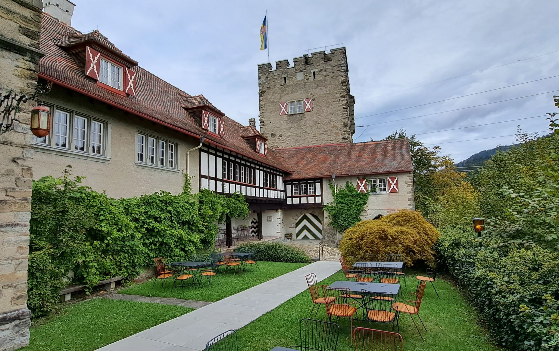Schloss Wolfurt Garten  Schloss Wolfurt Garten