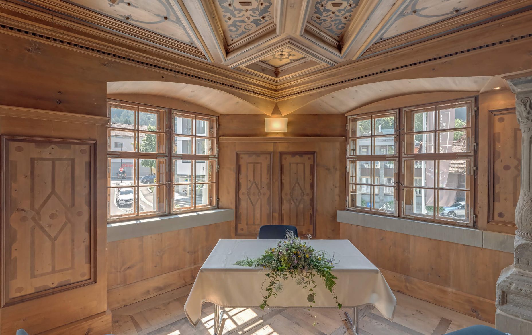 Junker Jonas Schlössle OG1 Raum Leonhard Junker Jonas Schlössle OG1 Raum Leonhard