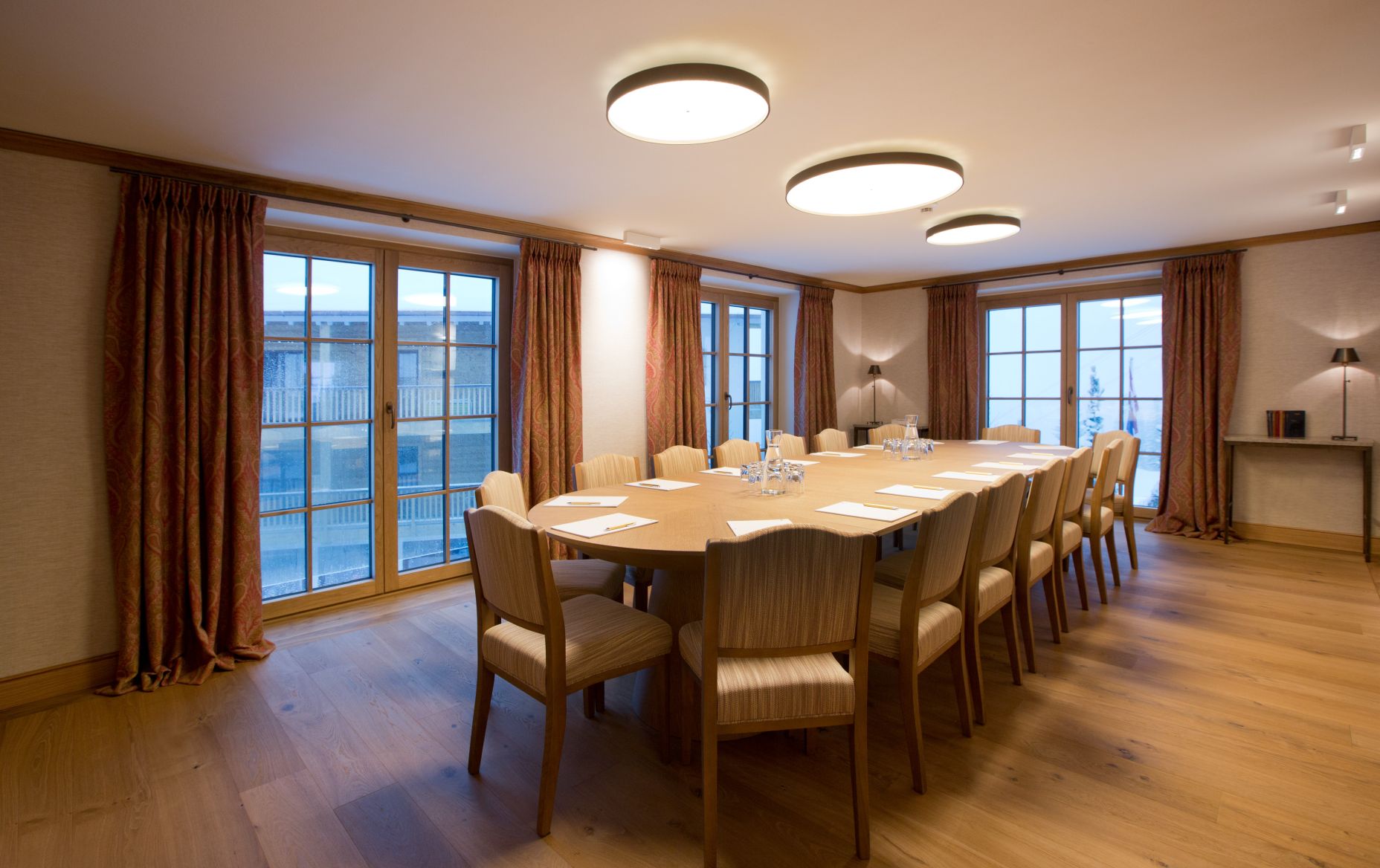 Privatissimum Meeting Tisch