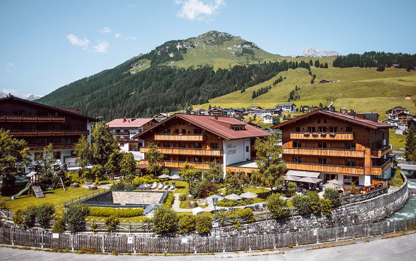 Hotel Gotthard Lech, Außenansicht © Hotel Gotthard Hotel Gotthard Lech, Außenansicht © Hotel Gotthard
