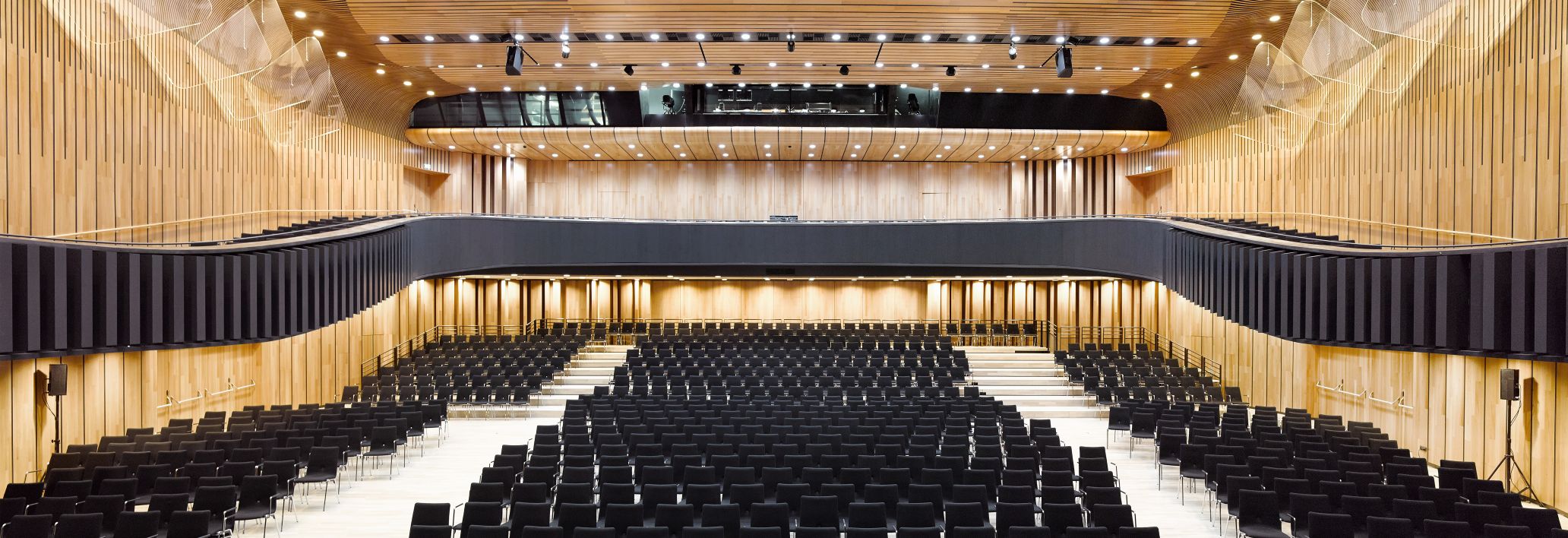 Konzertbestuhlung Grosser Saal Montforthaus Feldkirch Konzertbestuhlung Grosser Saal Montforthaus Feldkirch