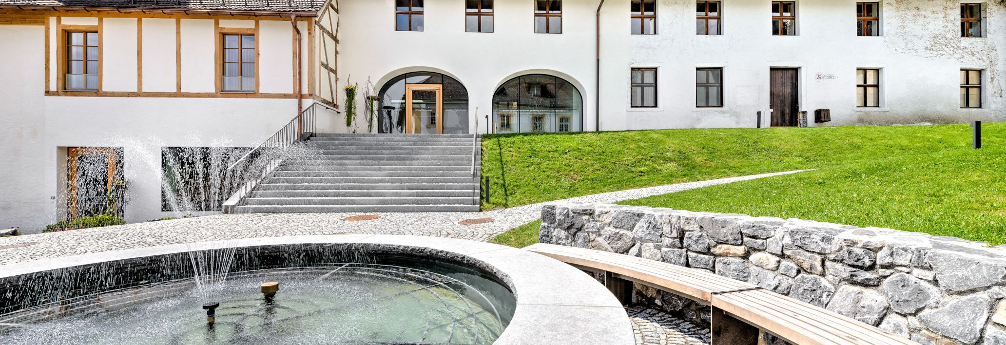 Innenhof Propstei St. Gerold Innenhof Propstei St. Gerold