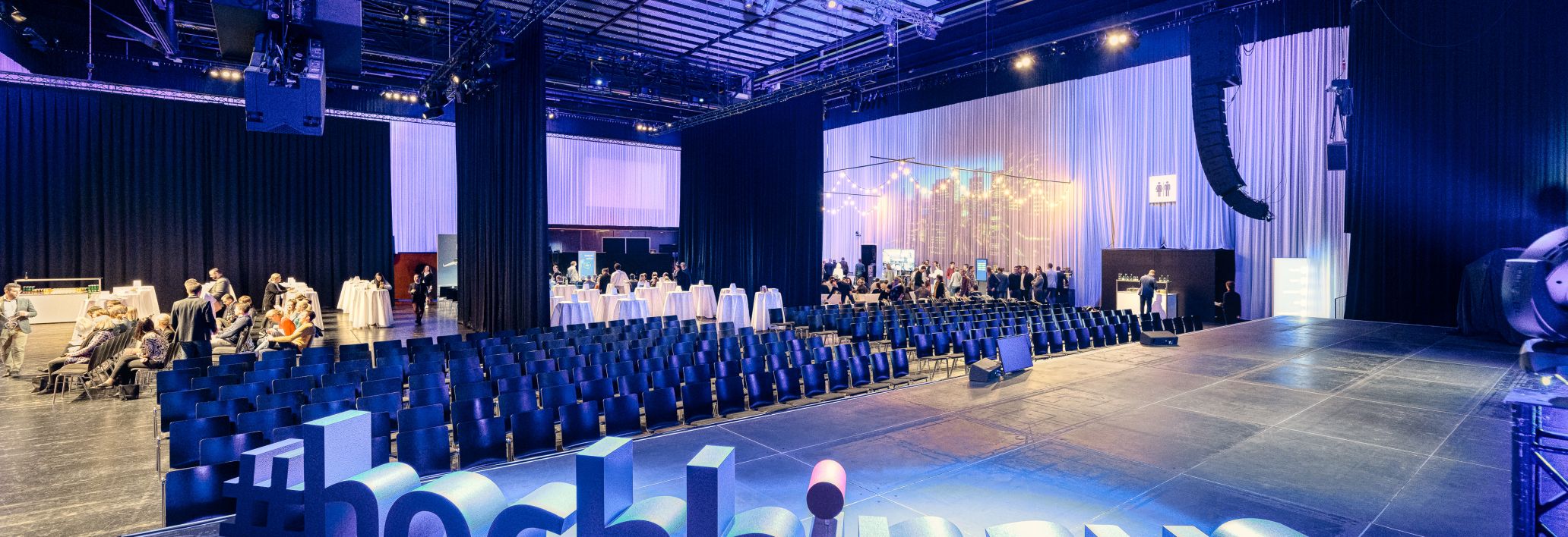 Partizipative Veranstaltung in der Werkstattbühne Festspielhaus Bregenz Partizipative Veranstaltung in der Werkstattbühne Festspielhaus Bregenz