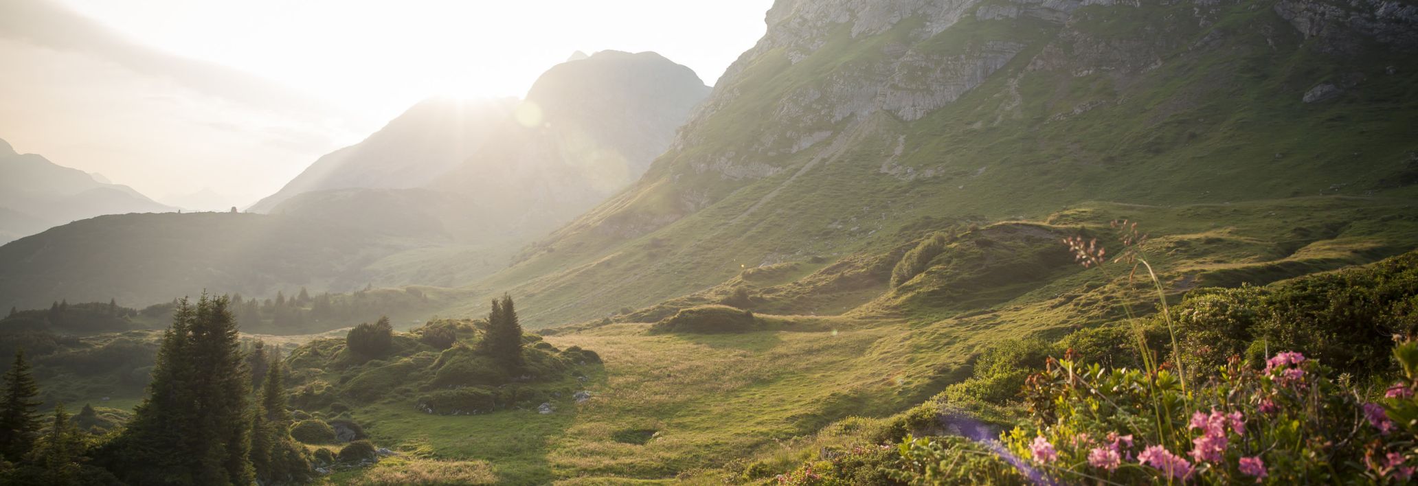 Blick ins Lechtal im Sommer, Arlberg