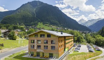 Fassade Seminarhotel Explorer Hotel Montafon, Gaschurn