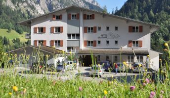 Seminarhotel Gasthof Kreuz, Sonntag