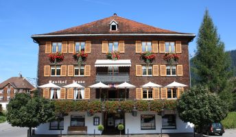 Aussenansicht Seminarhotel Krone Hittisau