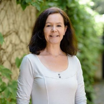 Karin Clemens Ausschnitt