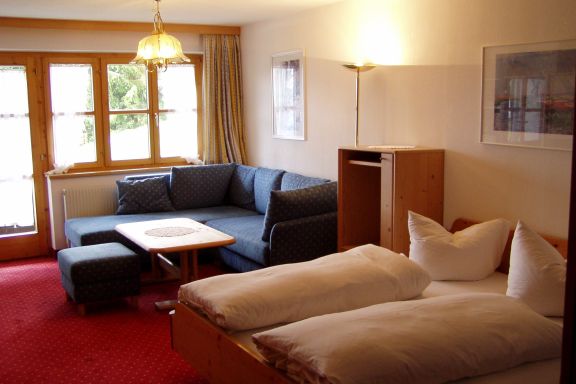 Zimmer Panoramagasthof Kristberg, Silbertal