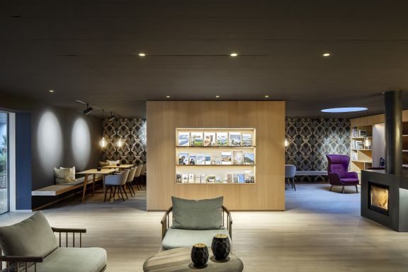 Seminarraum Stube, Tempel 74