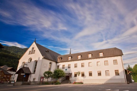 Fassade Seminarhaus Im Kloster Bezau