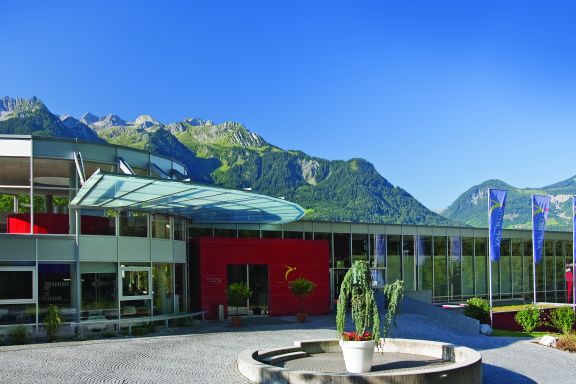 Aussenansicht Seminarhotel Val Blu