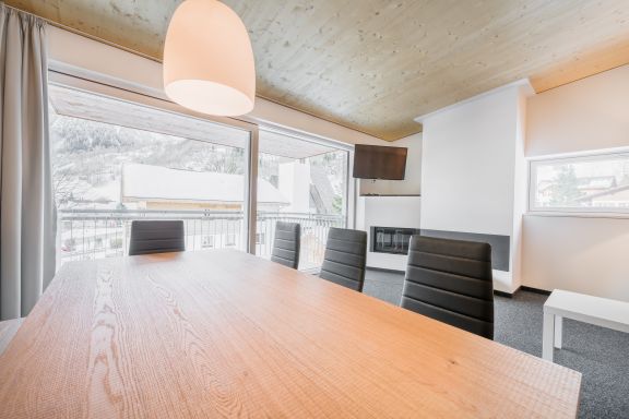 Seminar Hotel Lün, Brand