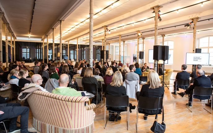 Raum Setting bei Vorarlberger Convention Forum 2019 in der Fabrik Klarenbrunn in Bludenz Raum Setting bei Vorarlberger Convention Forum 2019 in der Fabrik Klarenbrunn in Bludenz