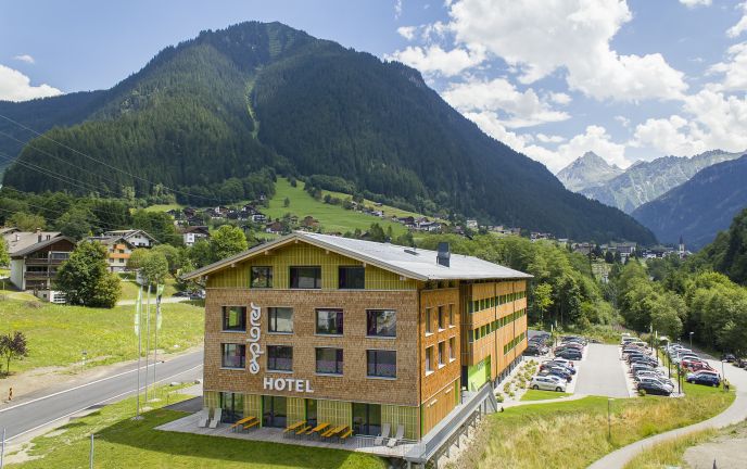 Fassade Seminarhotel Explorer Hotel Montafon, Gaschurn Fassade Seminarhotel Explorer Hotel Montafon, Gaschurn