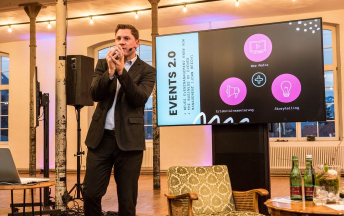 Impulsvortrag von Lukas Rössler beim Vorarlberger Convention Forum 2019, Fabrik Klarenbrunn in Bludenz