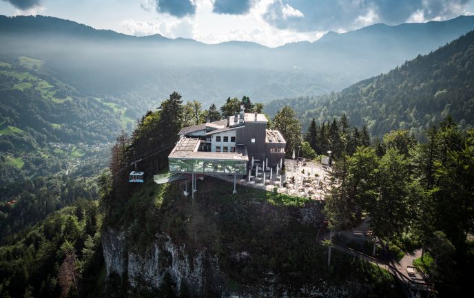 Luftaufnahme von der Karren Bergsation in Dornbirn