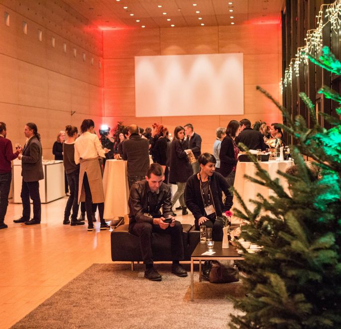 Ausklang beim Vorarlberger Convention Forum 2017 im Seefoyer im Festspielhaus Bregenz Ausklang beim Vorarlberger Convention Forum 2017 im Seefoyer im Festspielhaus Bregenz