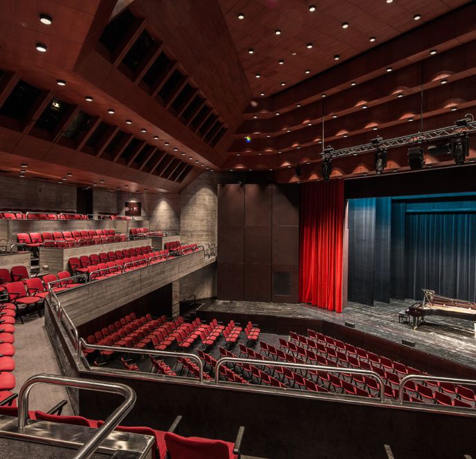 Galerie im Saal Dora Kulturhaus Dornbirn Galerie im Saal Dora Kulturhaus Dornbirn