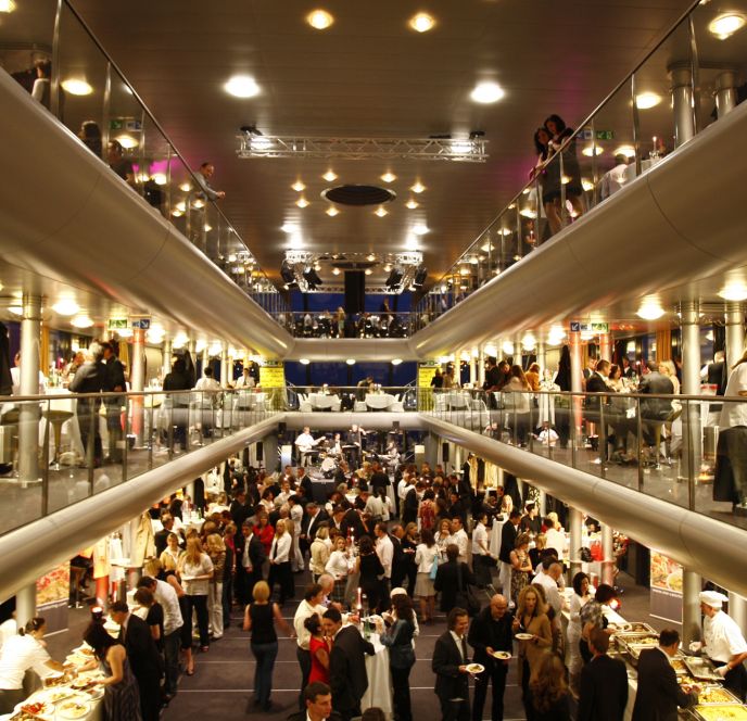 Veranstaltung auf dem Eventschiff Sonnenkönigin Veranstaltung auf dem Eventschiff Sonnenkönigin