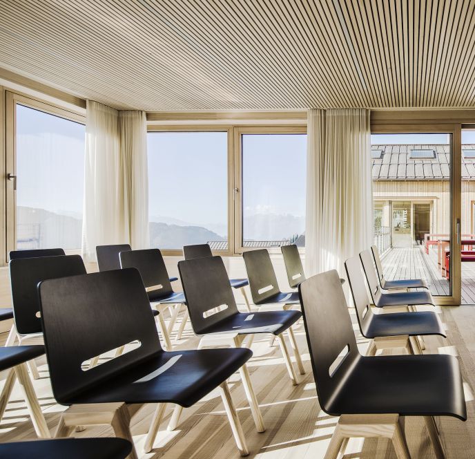 Bestuhlung im Tagungsraum, Ferienhaus Bergfrieden Bestuhlung im Tagungsraum, Ferienhaus Bergfrieden