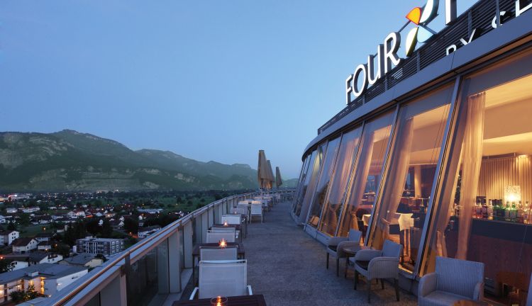 Dachterrasse Four Points by Sheraton Panoramahaus, Dornbirn Dachterrasse Four Points by Sheraton Panoramahaus, Dornbirn