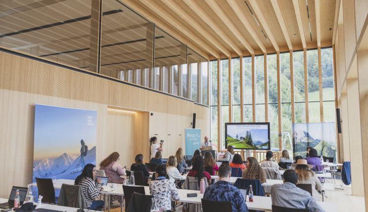 Tagung im Dorfsaal Mellau, Propel Conference 2021