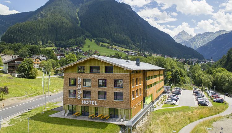 Fassade Seminarhotel Explorer Hotel Montafon, Gaschurn Fassade Seminarhotel Explorer Hotel Montafon, Gaschurn