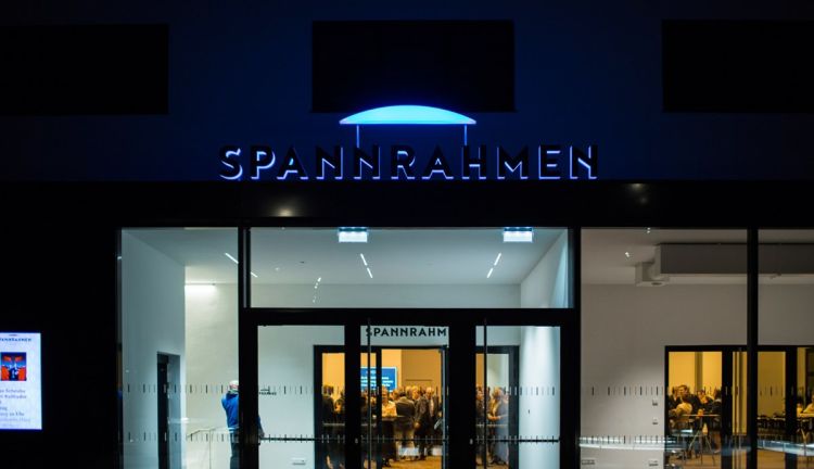 Spannrahmen Hard, SPR Haupteingang Spannrahmen Hard, SPR Haupteingang