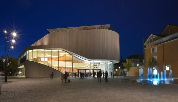 Fassade des Kongresshaus Montforthaus in Feldkirch Fassade des Kongresshaus Montforthaus in Feldkirch